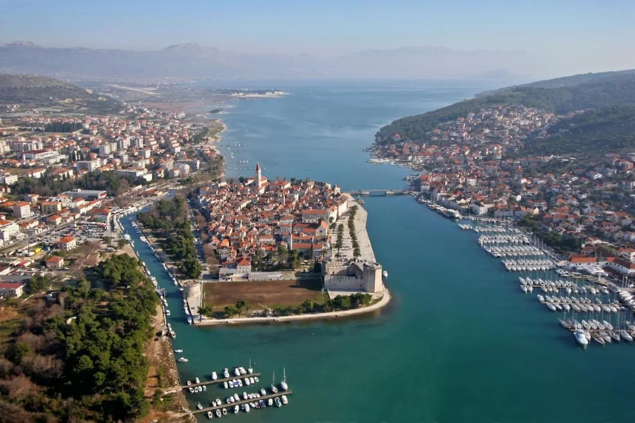 Apartment In Okrug Gornji With Sea View, Terrace, Air Conditioning, Wifi 5069-1 Trogir Chorvatsko